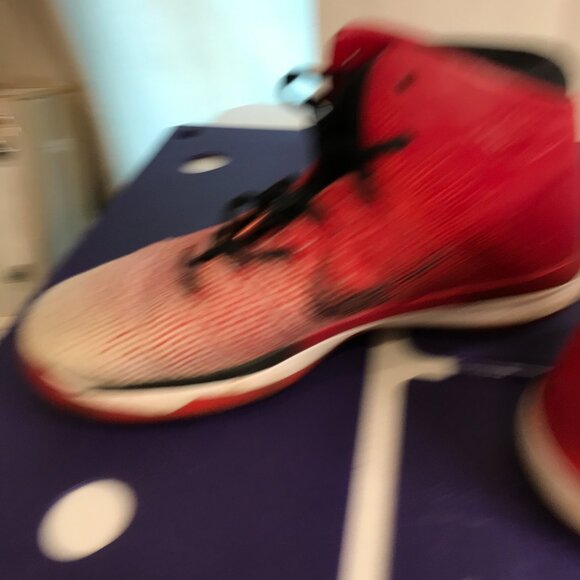 AIR JORDAN 31 HIGH TOP MENS SNEAKERS SIZE 12 - Picture 2 of 13